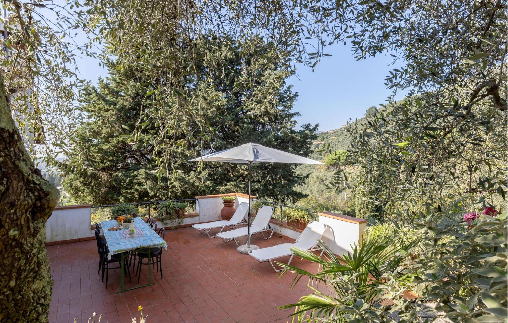 Beautiful Home In Uzzano Pt With Kitchen エクステリア 写真