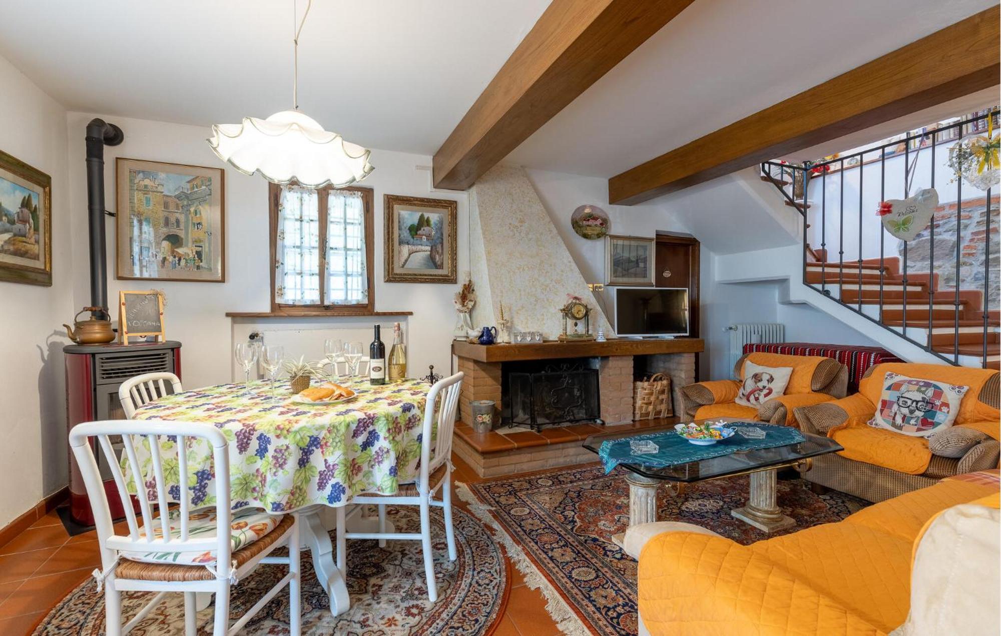Beautiful Home In Uzzano Pt With Kitchen エクステリア 写真