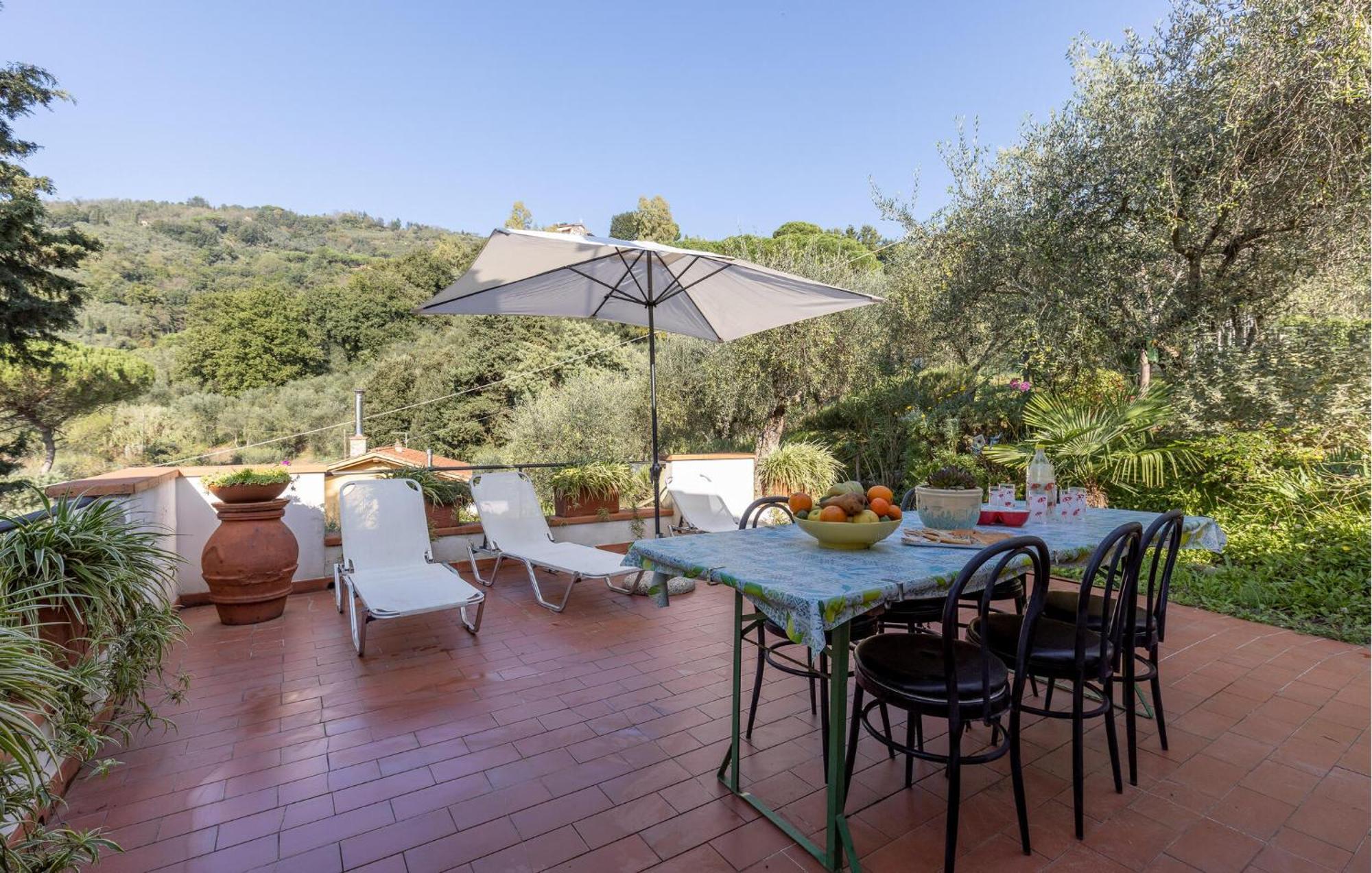Beautiful Home In Uzzano Pt With Kitchen エクステリア 写真